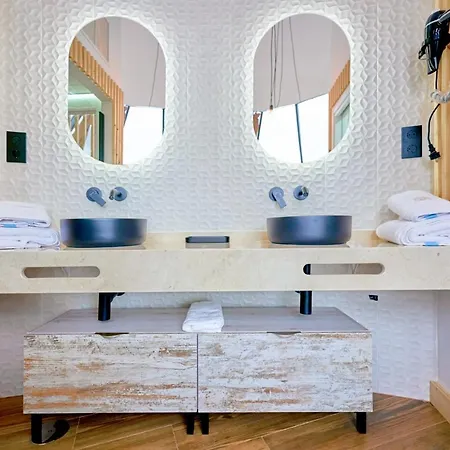 Glamping El Regajo Valle Del Jerte * エル・トルノ